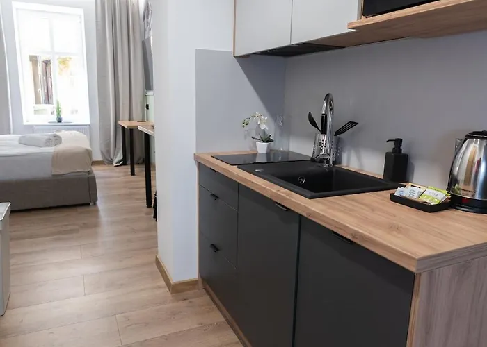 Hostloop -mariacka דירה *